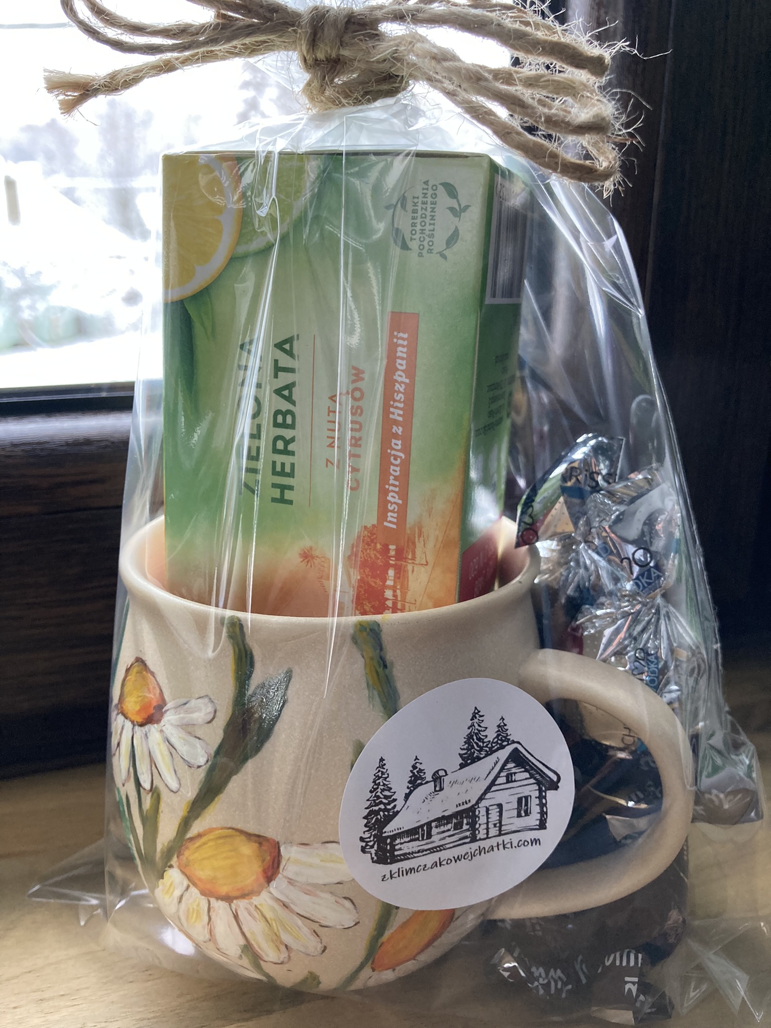 Gift set with a hand-painted mug