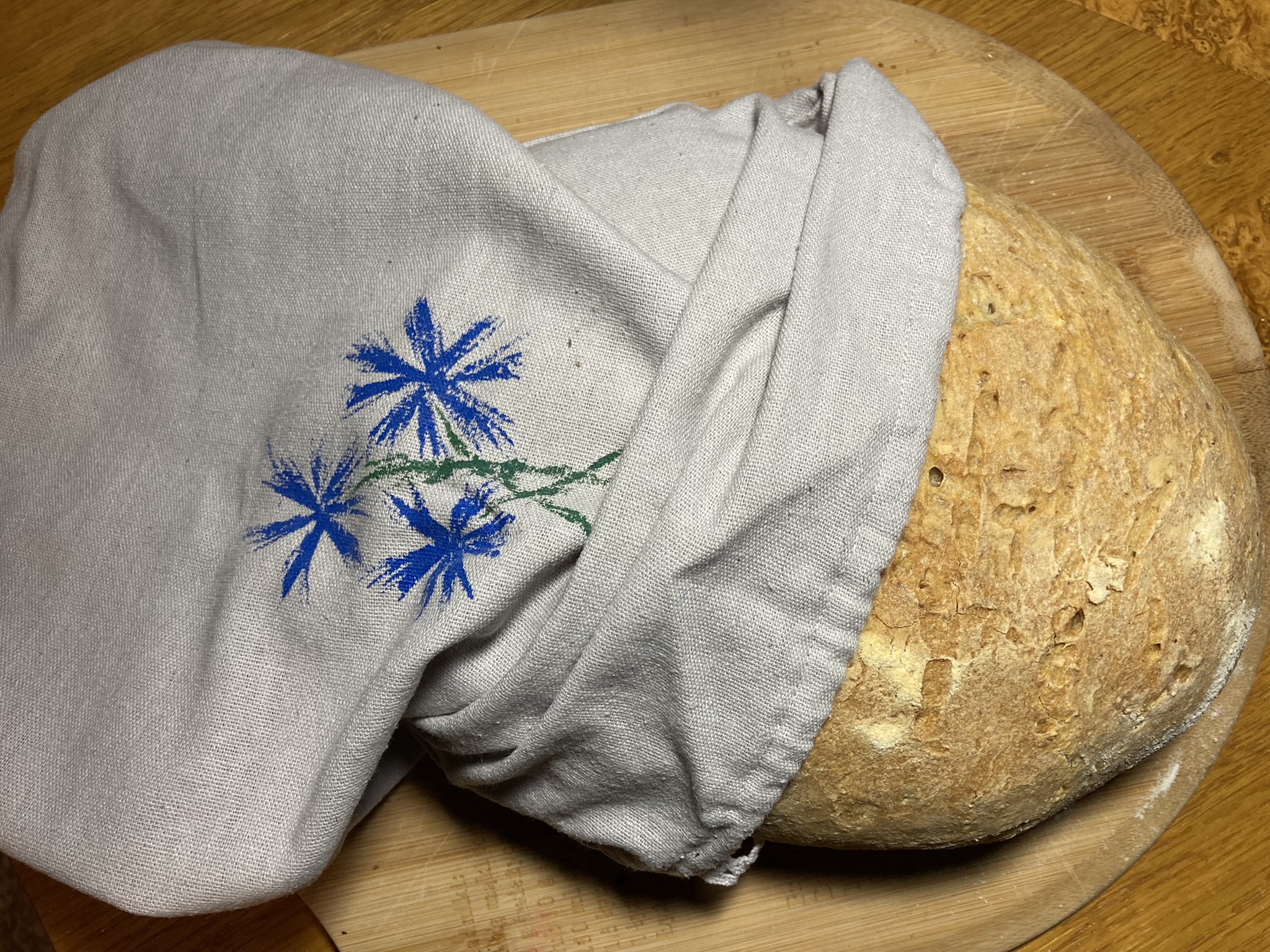 Linen bread bag hand-painted with cornflowers